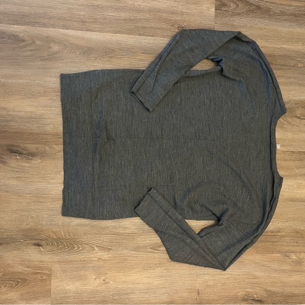J. Jill Charcoal 100% Merino Wool Top - Picture 2 of 4